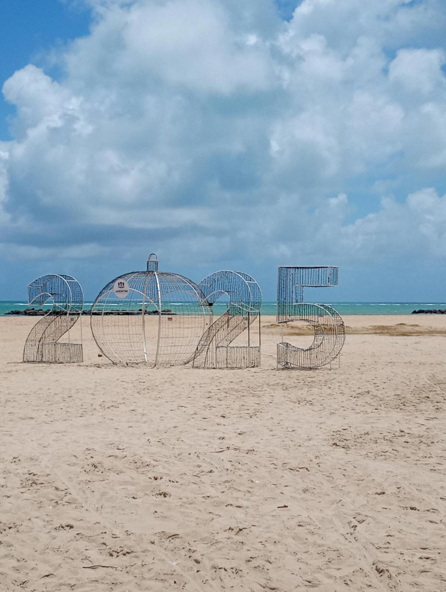 Apto 3 Quartos Pe Na Areia Prox De Recife Exterior photo
